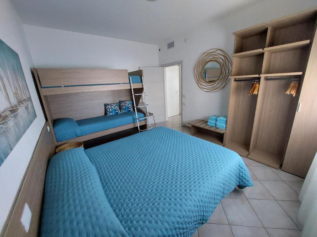 Blue Apartment - A Due Passi Dal Lago, Parcheggio Privato Lazise Eksteriør bilde